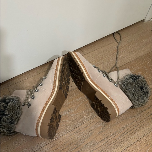 Sam Edelman Beige Ankle Boots with Knit Cuff - Picture 3 of 3